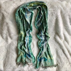 Reversible Pashmina paisley print scarf